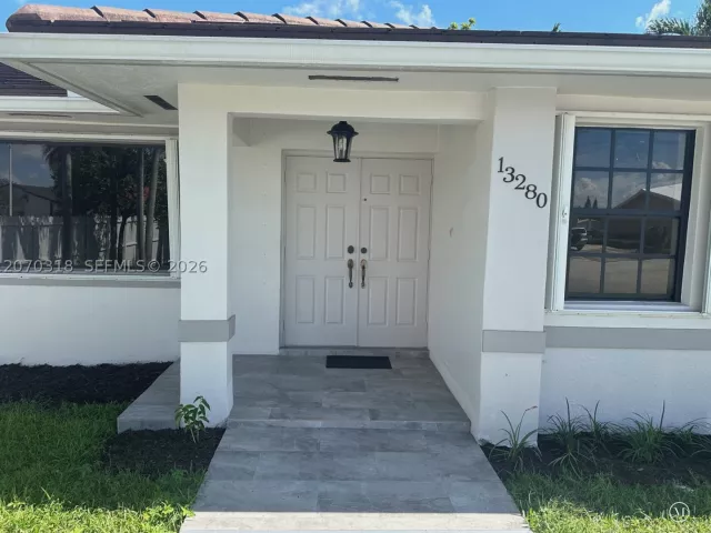 Продажа дома по адресу 13280 SW 40th Ter - фото 9279999