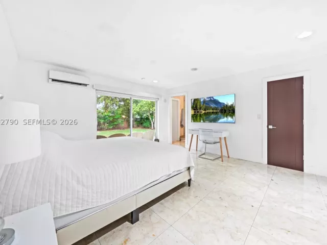 Продажа дома по адресу 12231 SW 103rd Ter - фото 9274844