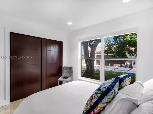 Продажа дома по адресу 12231 SW 103rd Ter - фото 9274852