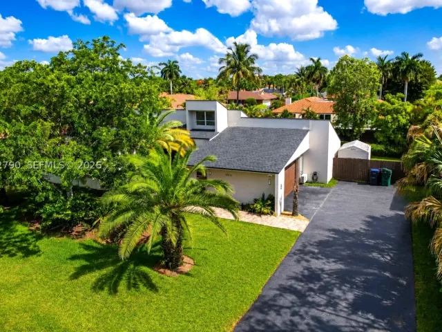 Продажа дома по адресу 12231 SW 103rd Ter - фото 9274859