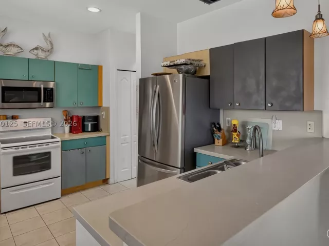 Продажа дома по адресу 15809 SW 65th Ter - фото 9274792