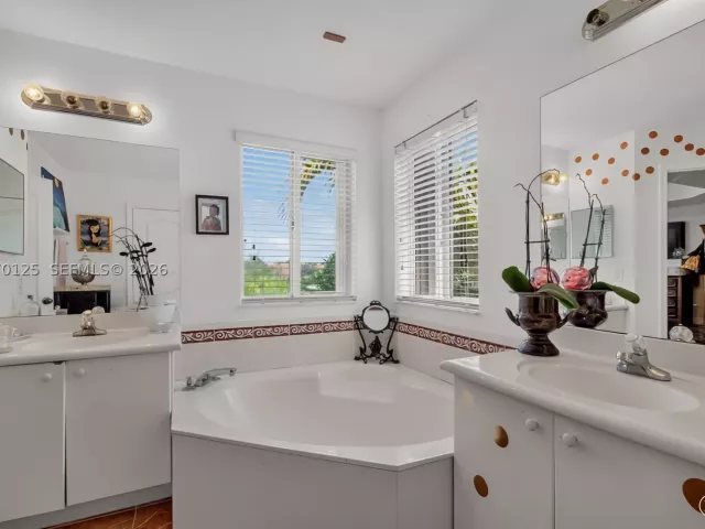 Продажа дома по адресу 15809 SW 65th Ter - фото 9274804