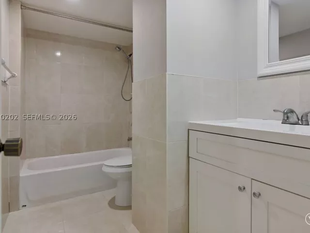 Продажа дома по адресу 2524 SW 122nd Ct - фото 9274880