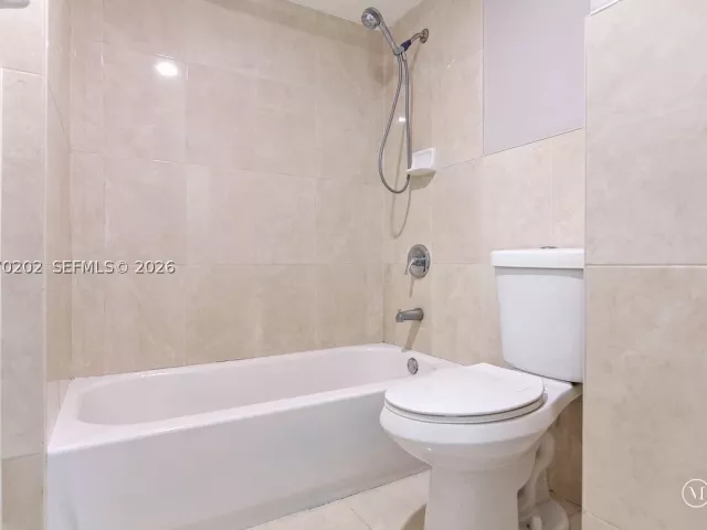 Продажа дома по адресу 2524 SW 122nd Ct - фото 9274881