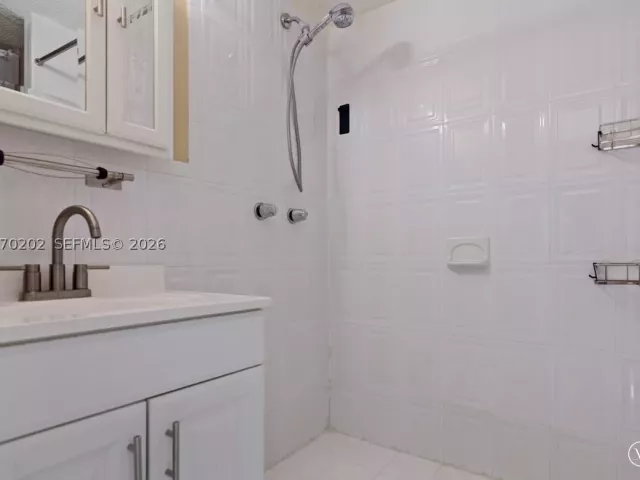 Продажа дома по адресу 2524 SW 122nd Ct - фото 9274884