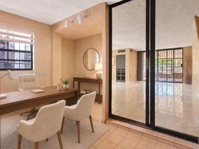 Продажа дома по адресу 2524 SW 122nd Ct - фото 9274893