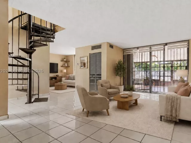 Продажа дома по адресу 2524 SW 122nd Ct - фото 9274897