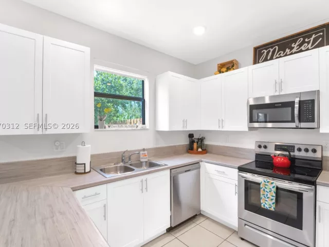 Продажа дома по адресу 13154 SW 233rd St - фото 9274627
