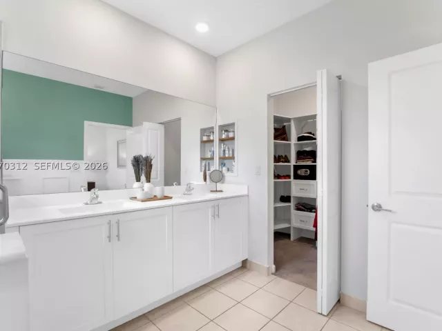 Продажа дома по адресу 13154 SW 233rd St - фото 9274631