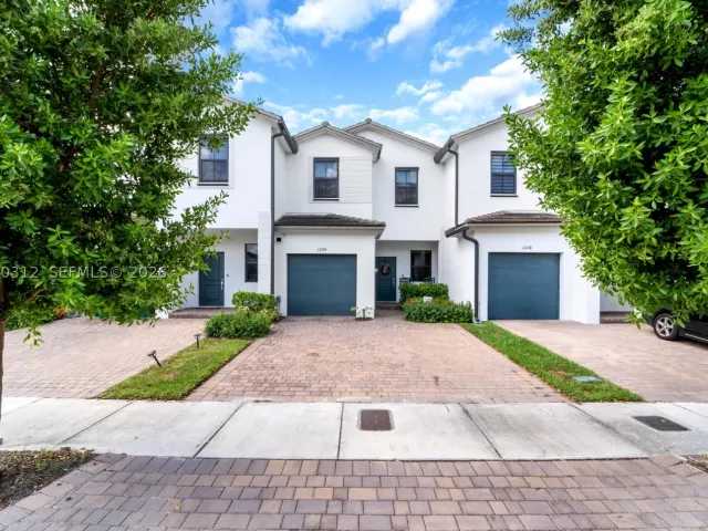 Продажа дома по адресу 13154 SW 233rd St - фото 9274637