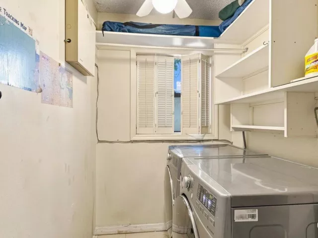 Продажа дома по адресу 1430 SW 88TH Way - фото 9279948