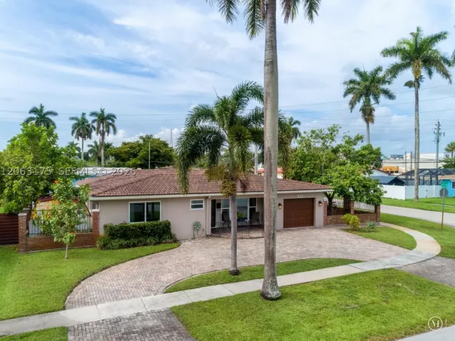 Продажа дома по адресу 3134 Pierce St - фото 9362826