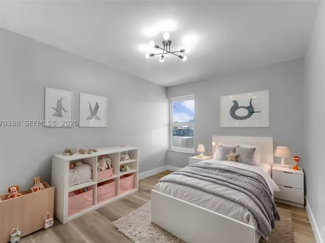 Продажа дома по адресу 425 NW 17th St - фото 9279976