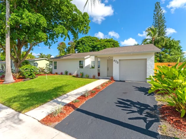Продажа дома по адресу 425 NW 17th St - фото 9279955
