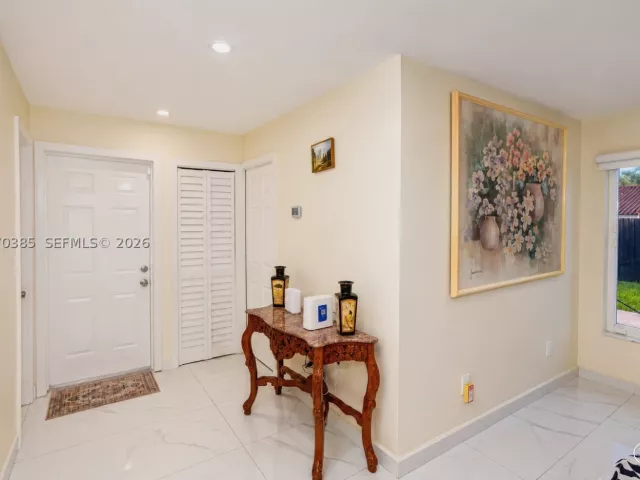 Продажа дома по адресу 12231 SW 1st St - фото 9296653