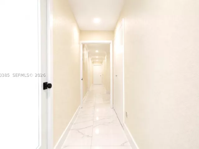 Продажа дома по адресу 12231 SW 1st St - фото 9296661