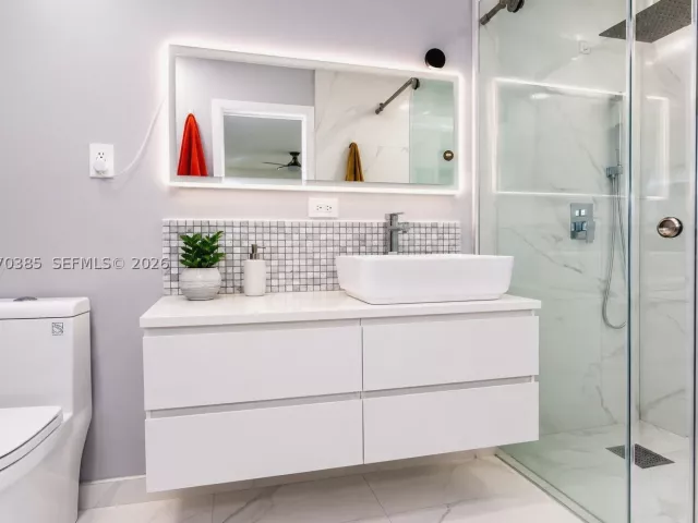 Продажа дома по адресу 12231 SW 1st St - фото 9296667