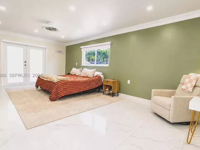 Продажа дома по адресу 12231 SW 1st St - фото 9296668