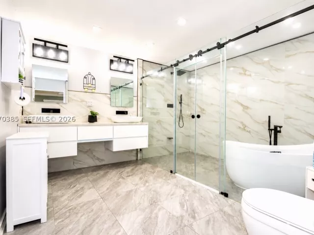 Продажа дома по адресу 12231 SW 1st St - фото 9296670