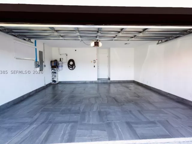 Продажа дома по адресу 12231 SW 1st St - фото 9296674