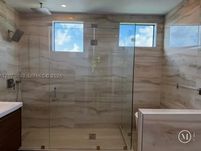 Продажа дома по адресу 2239 SW 14th St - фото 9301917