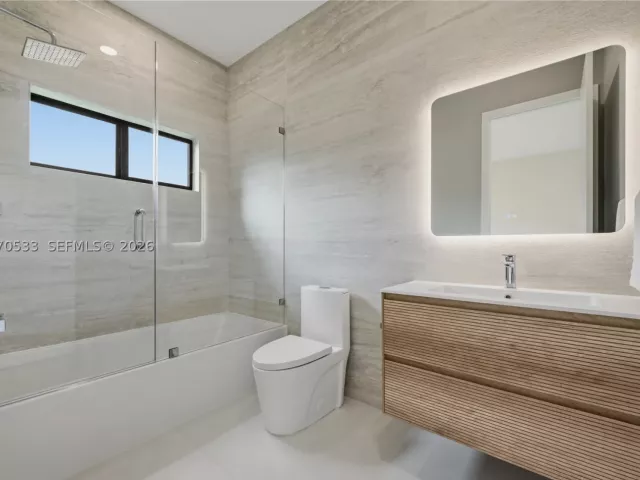 Продажа дома по адресу 6990 SW 58th St - фото 9281638