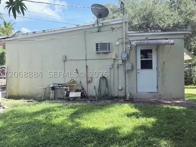 Продажа дома по адресу 1435 NE 139th St - фото 9420883