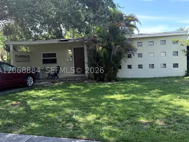 Продажа дома по адресу 1435 NE 139th St - фото 9281707