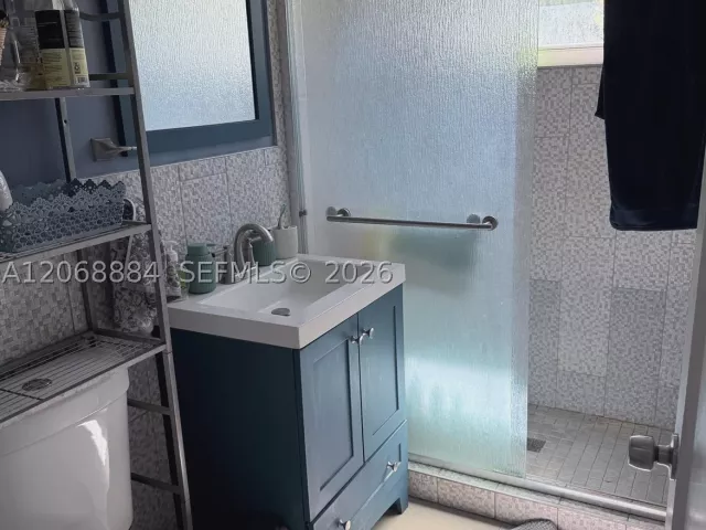 Продажа дома по адресу 1435 NE 139th St - фото 9420874