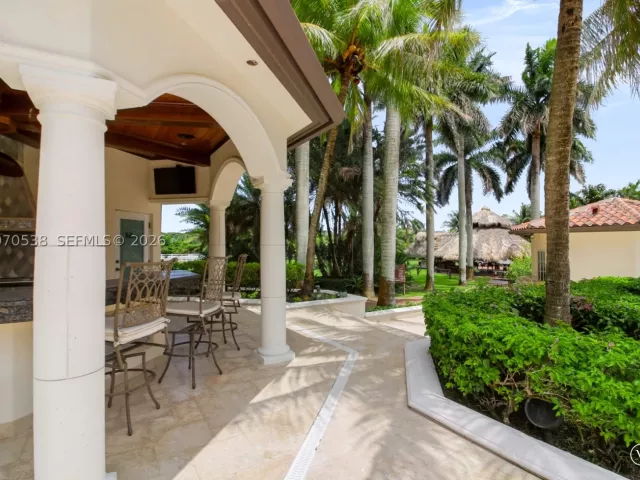 Продажа дома по адресу 14949 SW 184th Ave - фото 9369507