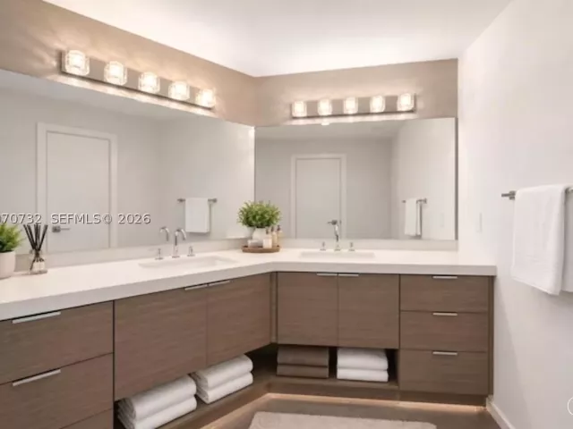Продажа дома по адресу 2558 NE 206th Ter - фото 9284174