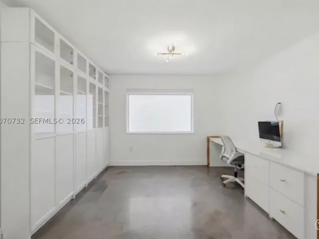 Продажа дома по адресу 2558 NE 206th Ter - фото 9284175