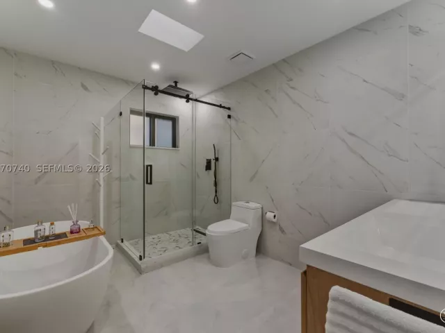 Продажа дома по адресу 2825 SW 79th Ct - фото 9282318