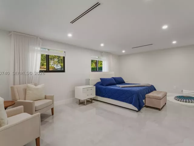 Продажа дома по адресу 2825 SW 79th Ct - фото 9282319