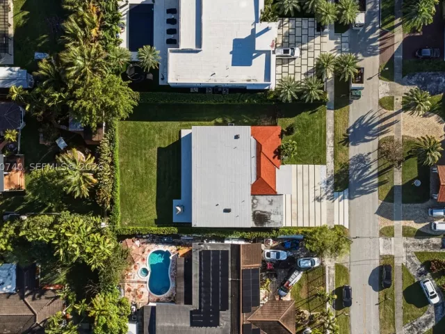 Продажа дома по адресу 2825 SW 79th Ct - фото 9282324