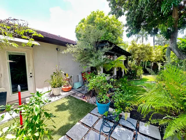 Продажа дома по адресу 16050 SW 101st Terrace - фото 9285081