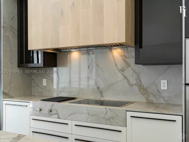 Продажа дома по адресу 1111 Alberca St - фото 9286192