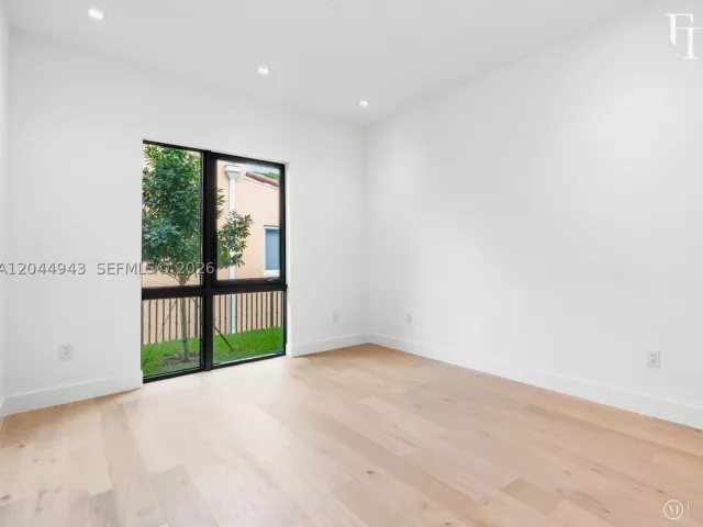 Продажа дома по адресу 1111 Alberca St - фото 9286202