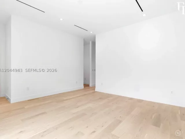 Продажа дома по адресу 1111 Alberca St - фото 9286205