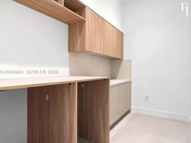 Продажа дома по адресу 1111 Alberca St - фото 9286213