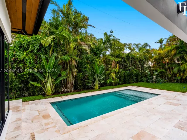 Продажа дома по адресу 1111 Alberca St - фото 9286220
