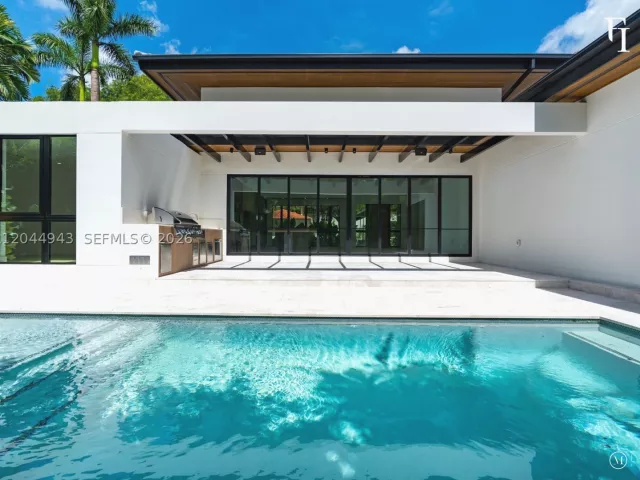 Продажа дома по адресу 1111 Alberca St - фото 9286222