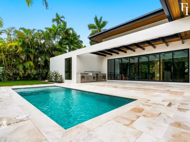 Продажа дома по адресу 1111 Alberca St - фото 9286224