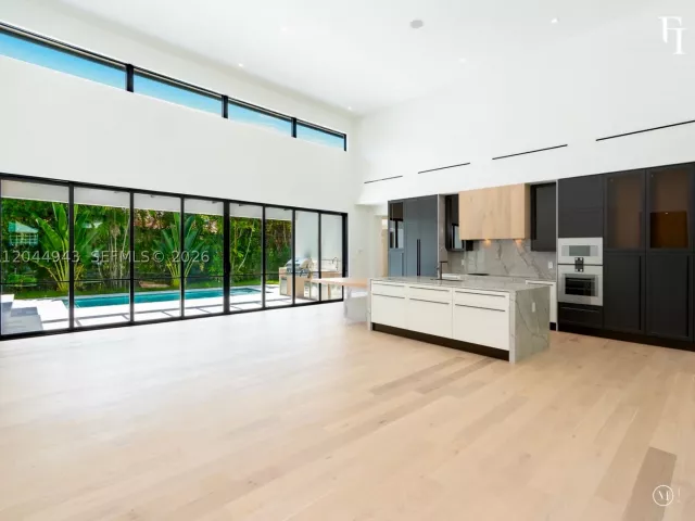 Продажа дома по адресу 1111 Alberca St - фото 9286177