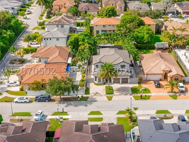 Продажа дома по адресу 14591 SW 30th St - фото 9285858