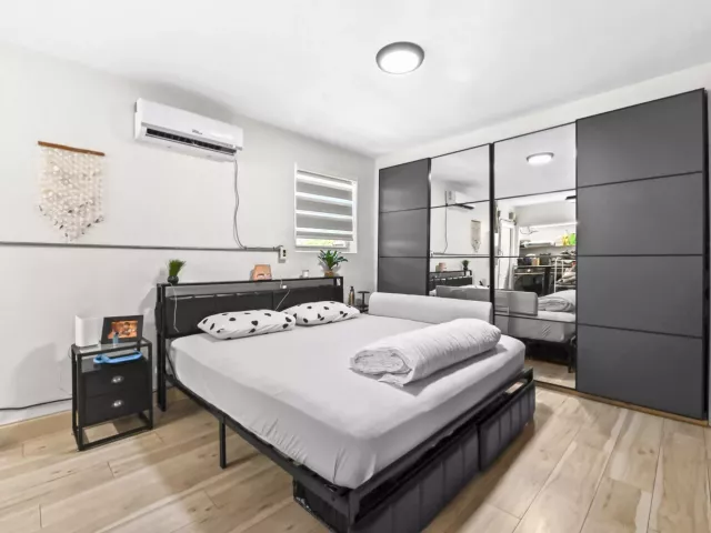 Продажа дома по адресу 1100 N 57TH Terrace - фото 9380832