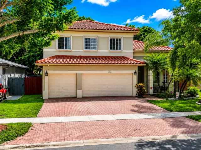 Продажа дома по адресу 2006 NE 38th Rd - фото 9285698