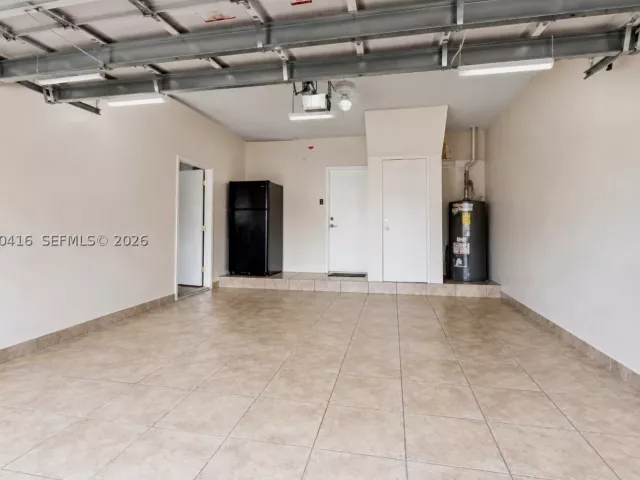 Продажа дома по адресу 2006 NE 38th Rd - фото 9285743