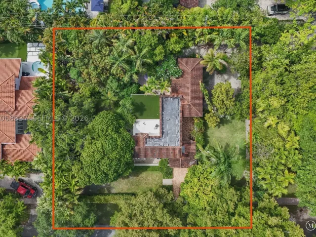 Продажа дома по адресу 1140 Asturia Ave - фото 9292159