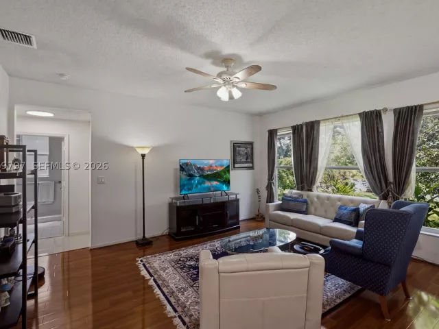 Продажа дома по адресу 1268 NW 144th Ter - фото 9300986